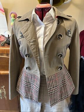 Tailored Taupe Peplum Trench Jacket with Houndstooth Panels